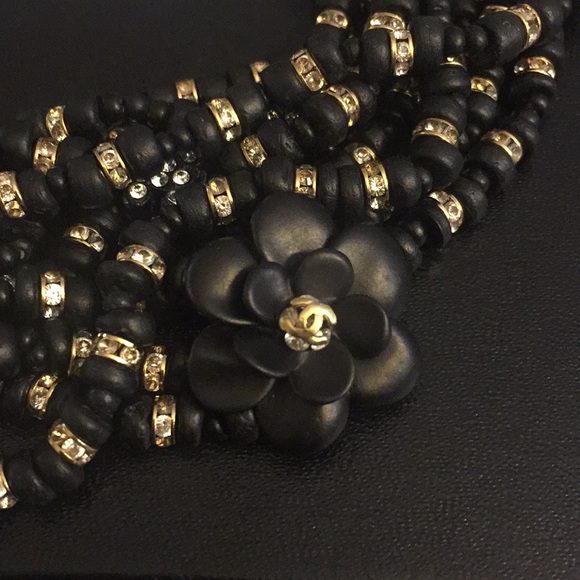 Chanel multi strand black & gold Camellia necklace - Picture 2 of 7